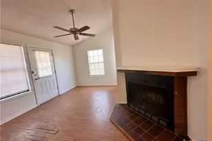 899 Hillyer St, San Marcos, TX 78666 - Photo 29