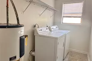 899 Hillyer St, San Marcos, TX 78666 - Photo 21