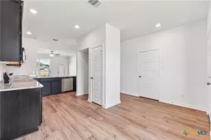 366 Pathfinder Dr, Copperas Cove, TX 76522 - Photo 15