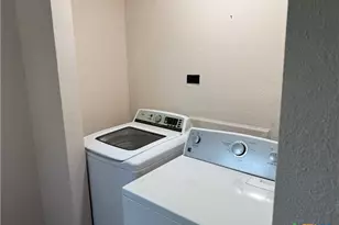 226 W Robin Ln, Harker Heights, TX 76548 - Photo 9