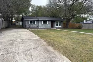 226 W Robin Ln, Harker Heights, TX 76548 - Photo 3