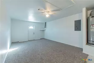 902 S 24th St, Temple, TX 76501 - Photo 13