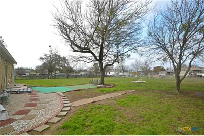 507 N 6th Street, Lometa, TX 76853 - Photo 11