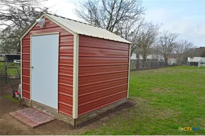 507 N 6th Street, Lometa, TX 76853 - Photo 15