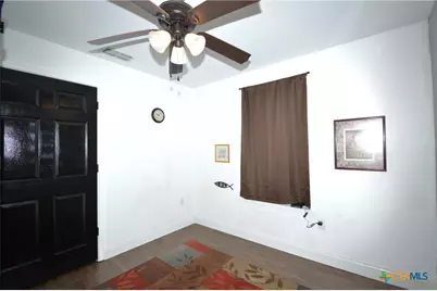 507 N 6th Street, Lometa, TX 76853 - Photo 9