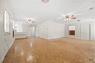 702 W Zenith Ave, Temple, TX 76501 - Photo 7