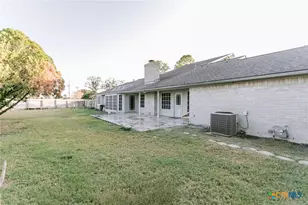 102 Tracy Ln, Victoria, TX 77904 - Photo 33