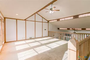 102 Tracy Ln, Victoria, TX 77904 - Photo 7