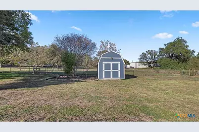 501 Rudeloff Road, Seguin, TX 78155 - Photo 7