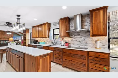 501 Rudeloff Road, Seguin, TX 78155 - Photo 15