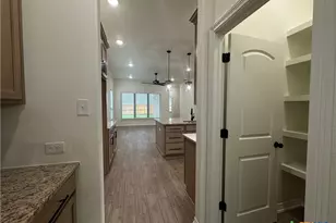 220 Desert Holly Dr, Temple, TX 76502 - Photo 5