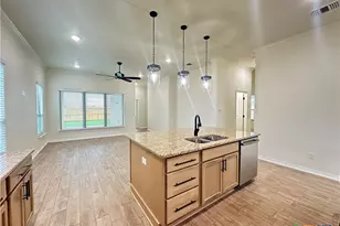 220 Desert Holly Dr, Temple, TX 76502 - Photo 7