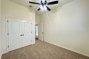 220 Desert Holly Dr, Temple, TX 76502 - Photo 15