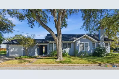 502 Elm Street, Seguin, TX 78155 - Photo 3