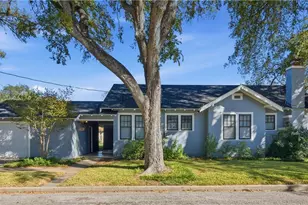 502 Elm St, Seguin, TX 78155 - Photo 3