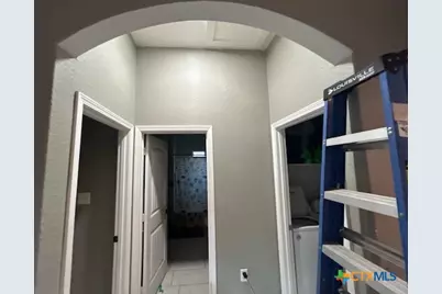 3907 Waterwood Pass Drive, Elmendorf, TX 78112 - Photo 5