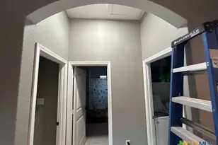 3907 Waterwood Pass Dr, Elmendorf, TX 78112 - Photo 5