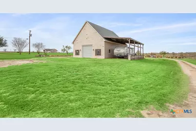 8600 Five Wells Road, Rogers, TX 76569 - Photo 29