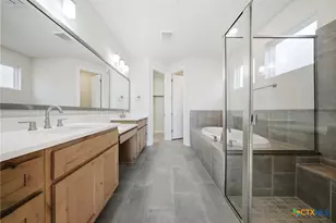 662 Hidden View St, New Braunfels, TX 78130 - Photo 23