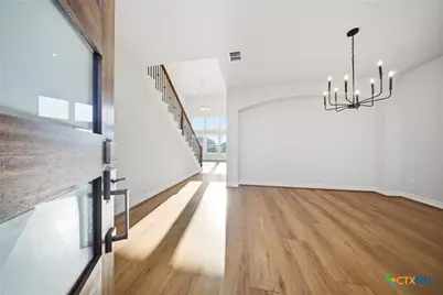 662 Hidden View Street, New Braunfels, TX 78130 - Photo 5