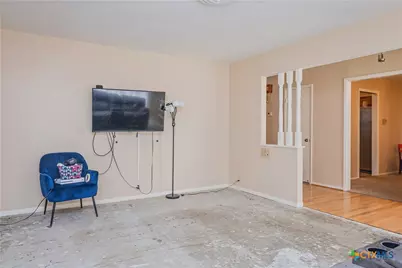 111 Dover Dell, Victoria, TX 77904 - Photo 5