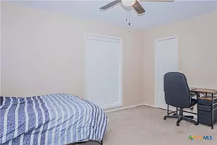 111 Dover Dell, Victoria, TX 77904 - Photo 35