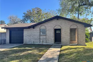 4602 Dahlia Ln, Victoria, TX 77904 - Photo 1