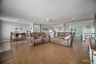 1315 Jackson St, Port Lavaca, TX 77979 - Photo 9