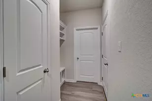 1826 Pining St, New Braunfels, TX 78132 - Photo 21