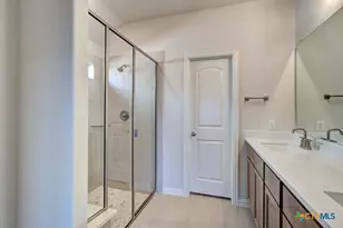 1826 Pining St, New Braunfels, TX 78132 - Photo 21