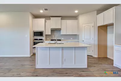 1826 Pining Street, New Braunfels, TX 78132 - Photo 11