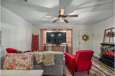 101 Lubbock Street, Point Comfort, TX 77978 - Photo 13