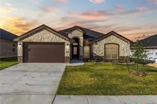 602 Dred Roger Circle, Killeen, TX 76542 - Photo 1