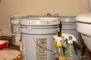 109 Tommy Dr, Port Lavaca, TX 77979 - Photo 23