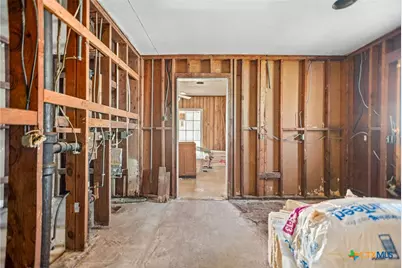 109 Tommy Drive, Port Lavaca, TX 77979 - Photo 9