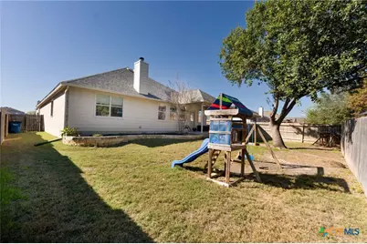 2057 Dove Crossing Drive, New Braunfels, TX 78130 - Photo 31