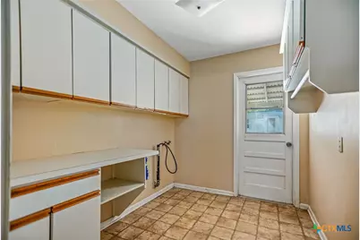 1106 Brookhollow Drive, Port Lavaca, TX 77979 - Photo 9