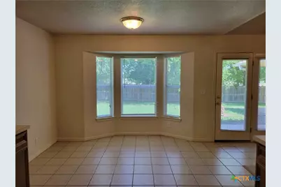 305 Grizzly Trail, Harker Heights, TX 76548 - Photo 3