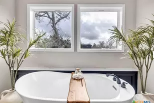 942 Chamberlin Rd, Dale, TX 78616 - Photo 15