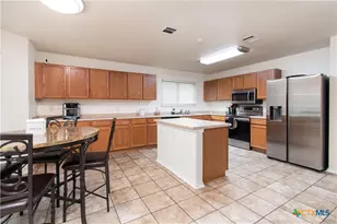 322 Fallen Leaf Ln, Temple, TX 76502 - Photo 7