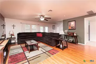 322 Fallen Leaf Ln, Temple, TX 76502 - Photo 3