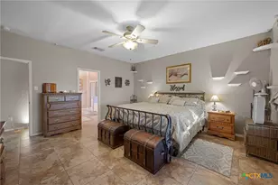 17813 Floribundas Ln, Elgin, TX 78621 - Photo 17