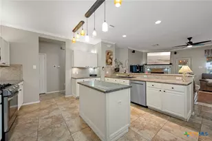 17813 Floribundas Ln, Elgin, TX 78621 - Photo 13