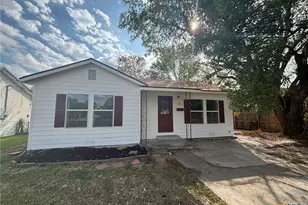2111 E Red River St, Victoria, TX 77901 - Photo 1