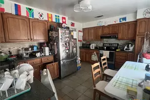 114 Chevy Chase St, Port Lavaca, TX 77979 - Photo 5