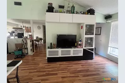 114 Chevy Chase Street, Port Lavaca, TX 77979 - Photo 3