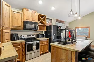 340 Rio Oak, Pipe Creek, TX 78063 - Photo 1