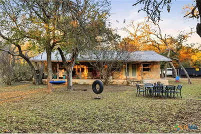 340 Rio Oak, Pipe Creek, TX 78063 - Photo 3