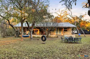 340 Rio Oak, Pipe Creek, TX 78063 - Photo 3