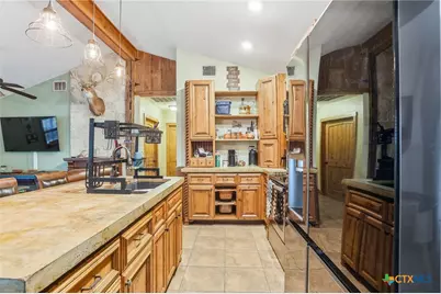 340 Rio Oak, Pipe Creek, TX 78063 - Photo 5